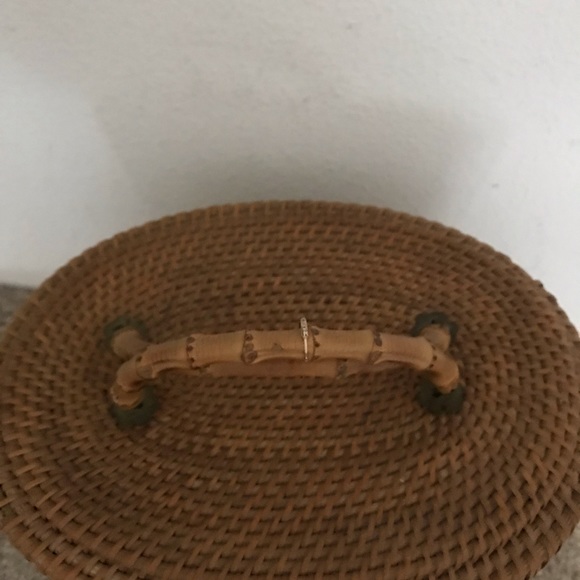 Vintage basket handbag/sewing or knitting basket all flaws are shown in pictures - Picture 5 of 13